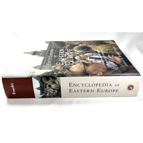 Encyclopedia of Eastern Europe From the Congress of Vienna 2000 Hardback - Picture 3 of 10